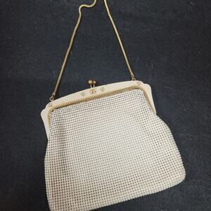 Vintage OROTON made Germany metal mesh purse handbag floral kiss clasp cream